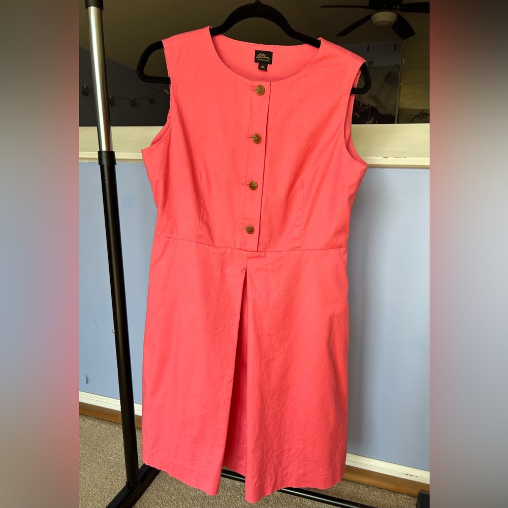 L.L. Bean Freeport Maine Linen Sleeveless Button Up  Dress in Salmon Pink
